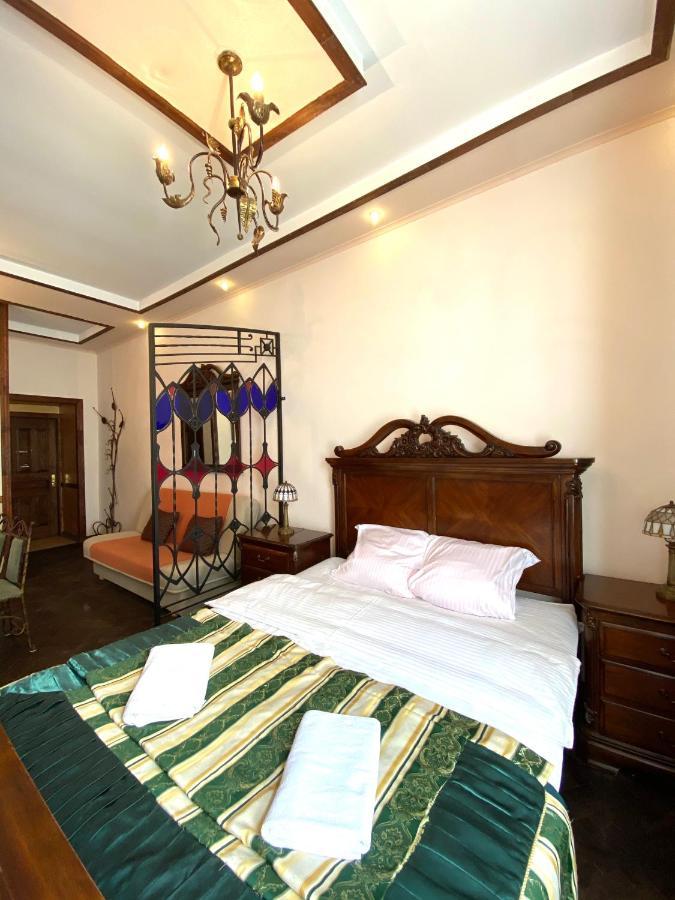Квартира На Вулиці Лесі Українки 19 Lviv Dış mekan fotoğraf