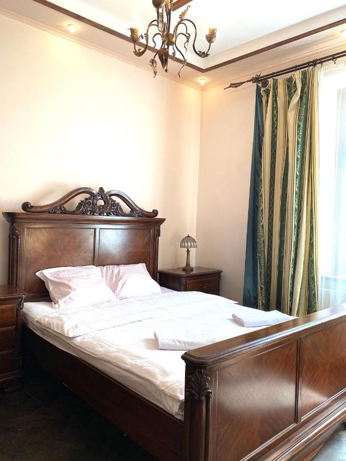 Квартира На Вулиці Лесі Українки 19 Lviv Dış mekan fotoğraf